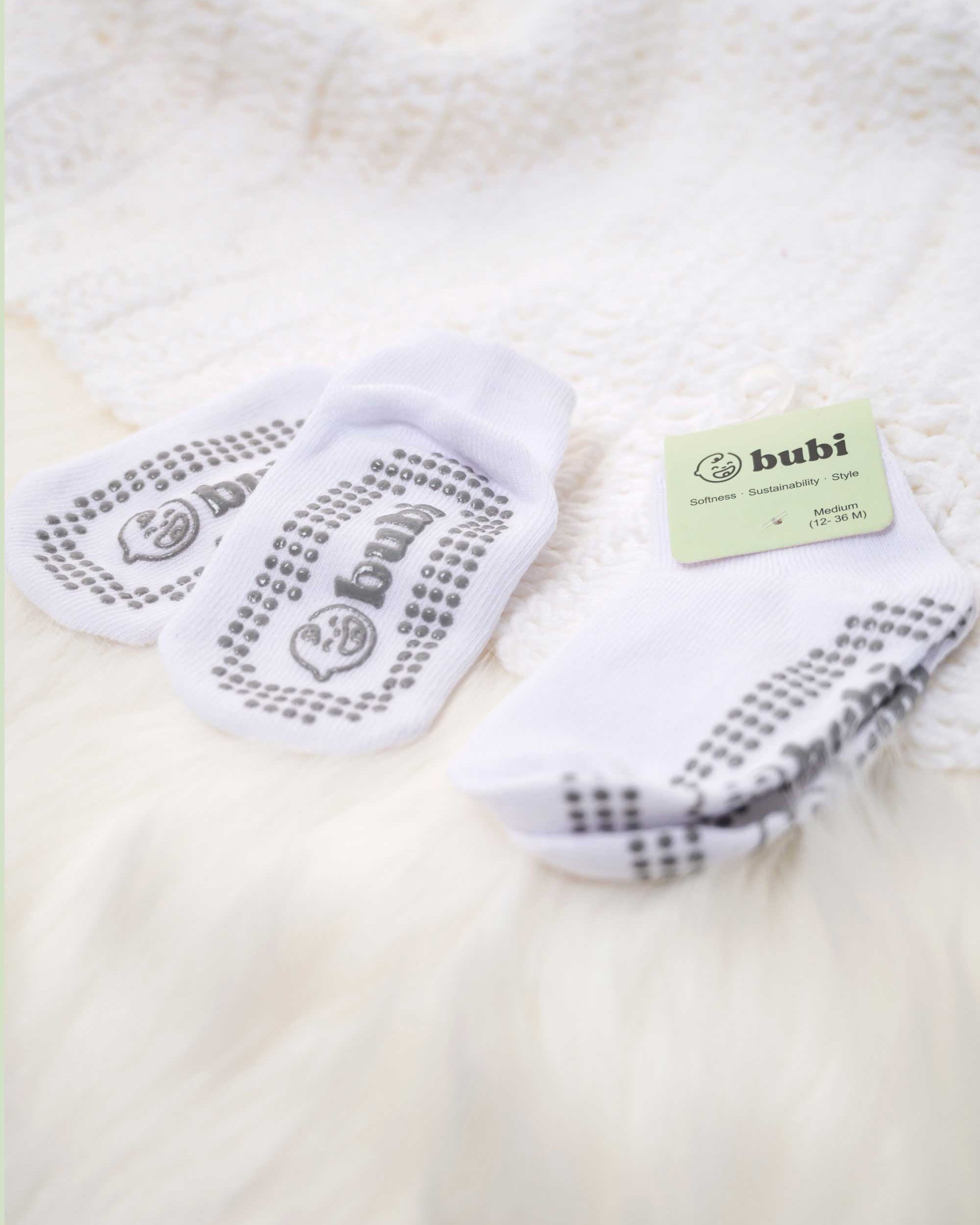 cotton baby socks - open view